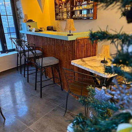 Homestay Mono Urla